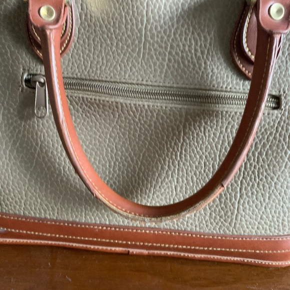 Handbag - Picture 6 of 7